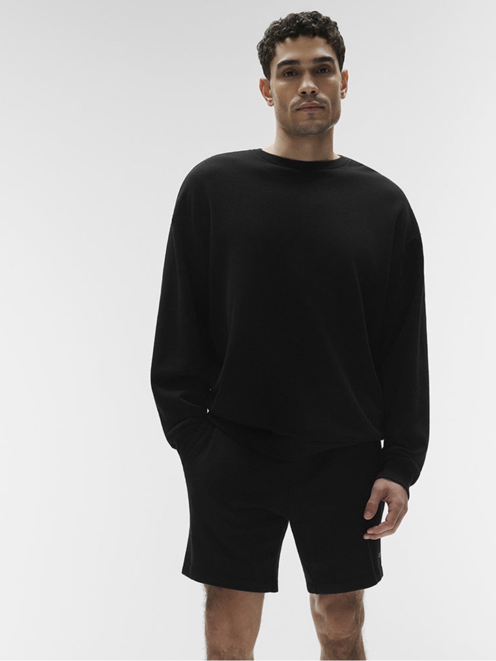 ALO Yoga Black Crewneck Sweatshirt